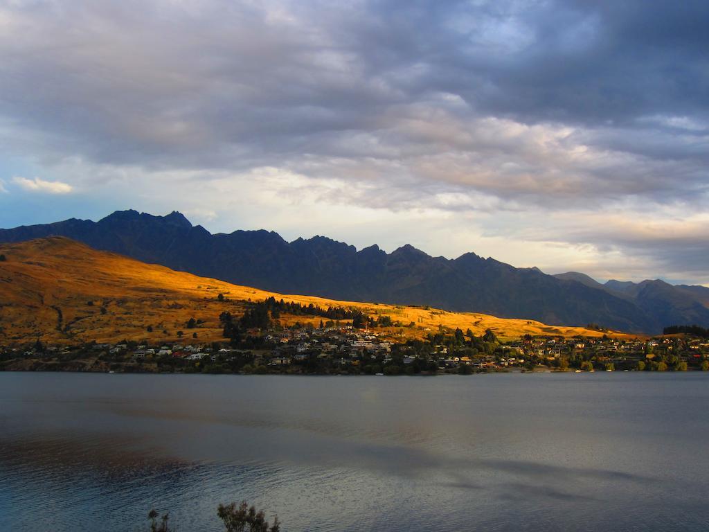 Villa Del Lago Queenstown Exterior photo